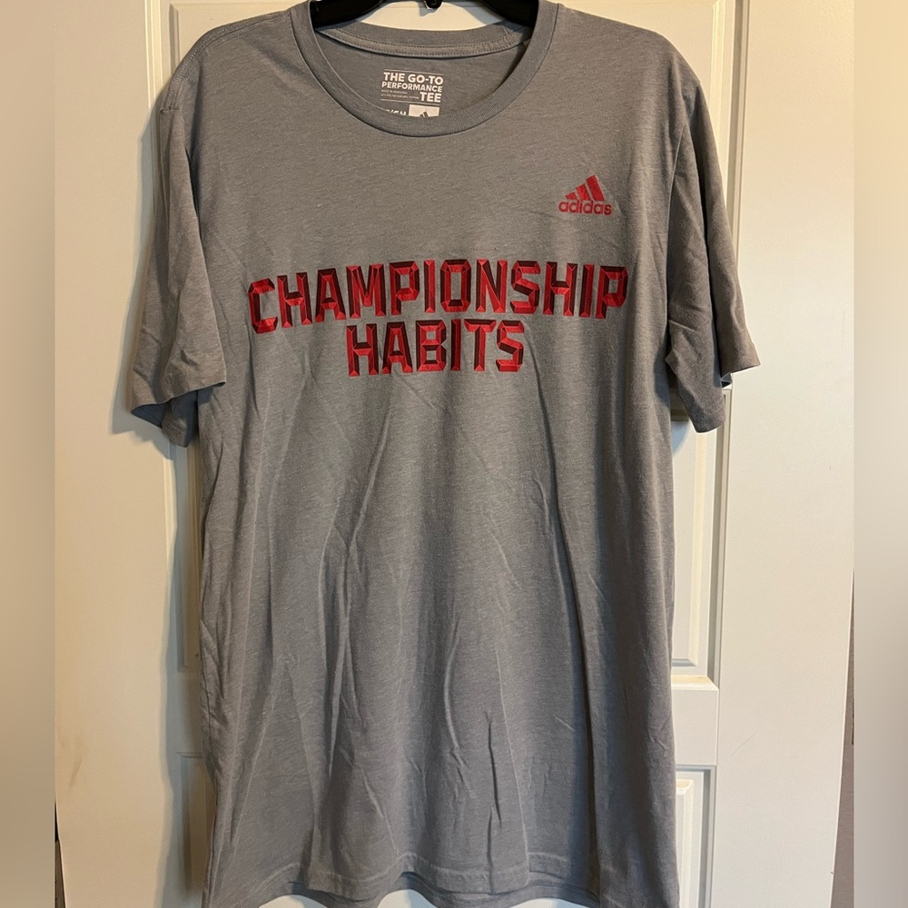 Men’s tee shirt